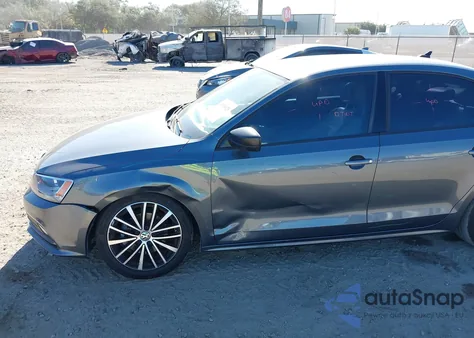 2016 Volkswagen Jetta 1.8T Sport из США, поврежденный, VIN 3VWD17AJ5GM405287